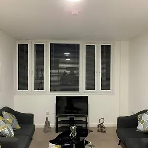 Apartment Relaxing And Modern 2 Bed City Centre