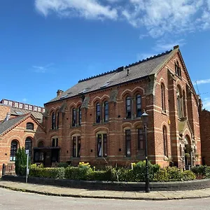 Luxury Chapel Within Walls Apartment Chester