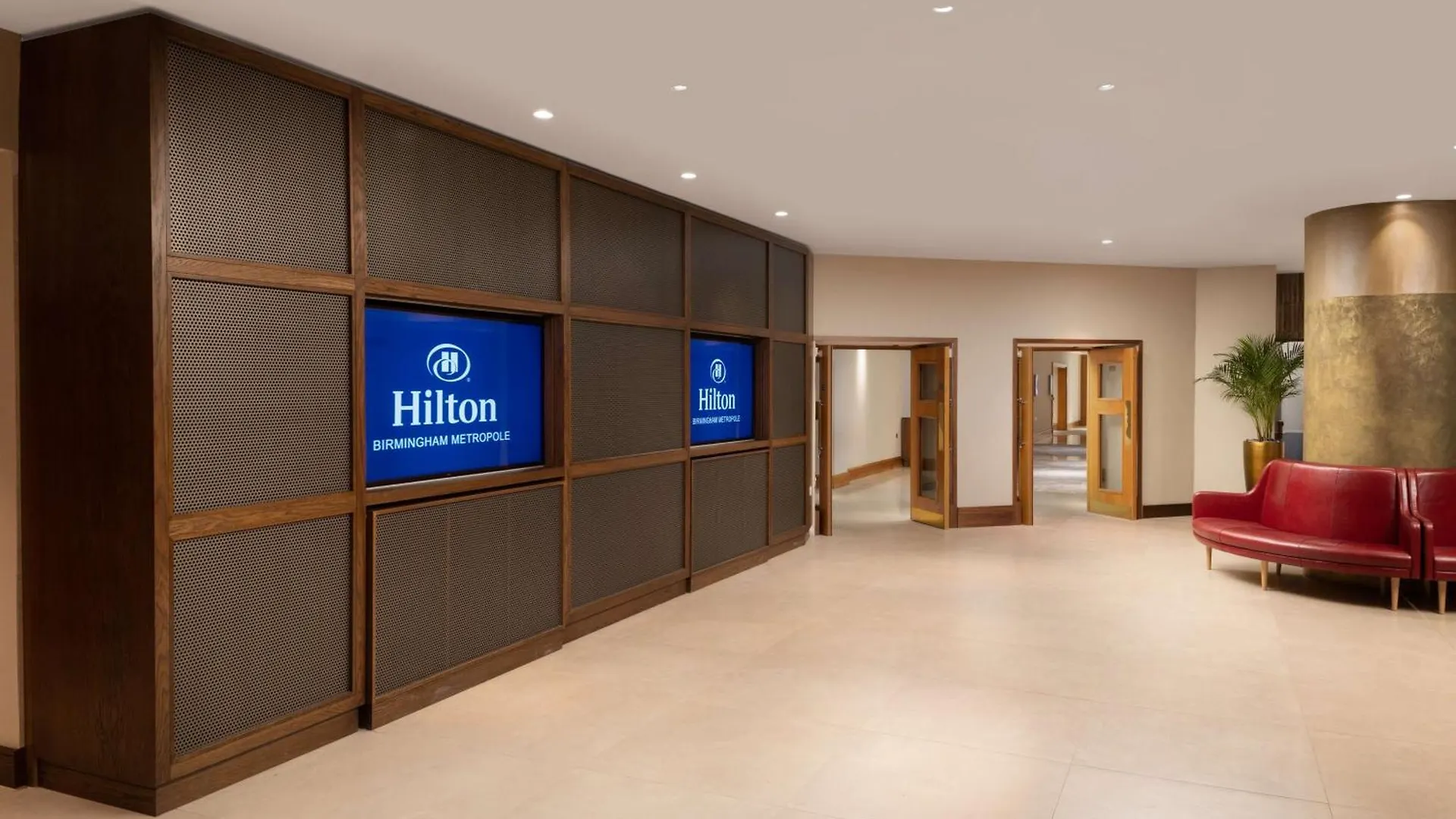 Hilton Birmingham Metropole Hotel Bickenhill 4*,