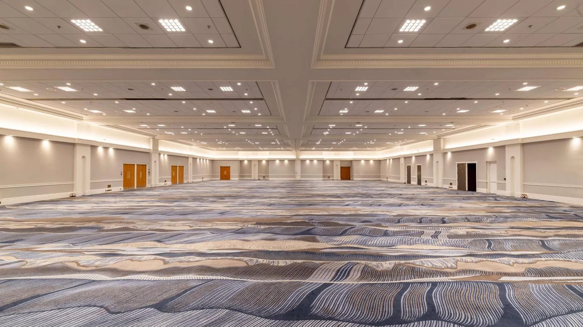 Hilton Birmingham Metropole Hotel Бикенхил