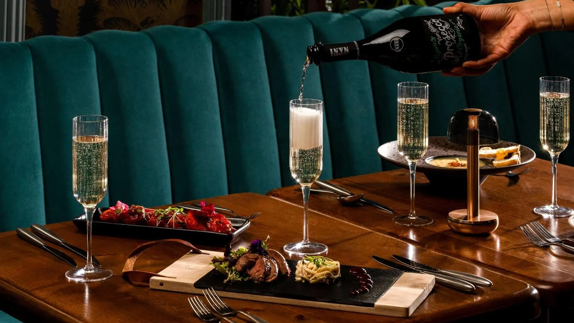 Hilton Birmingham Metropole Hotel Бикенхил Великобритания